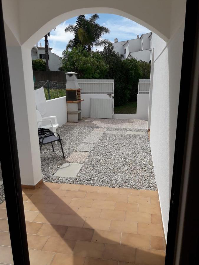 Cozy Apartment Near Oura Beach Albufeira Extérieur photo